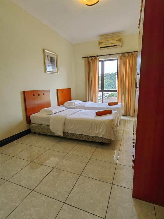 Marimari Marina Service Condo Кота-Кинабалу Экстерьер фото