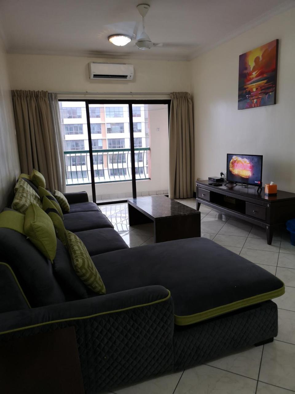 Marimari Marina Service Condo Кота-Кинабалу Экстерьер фото