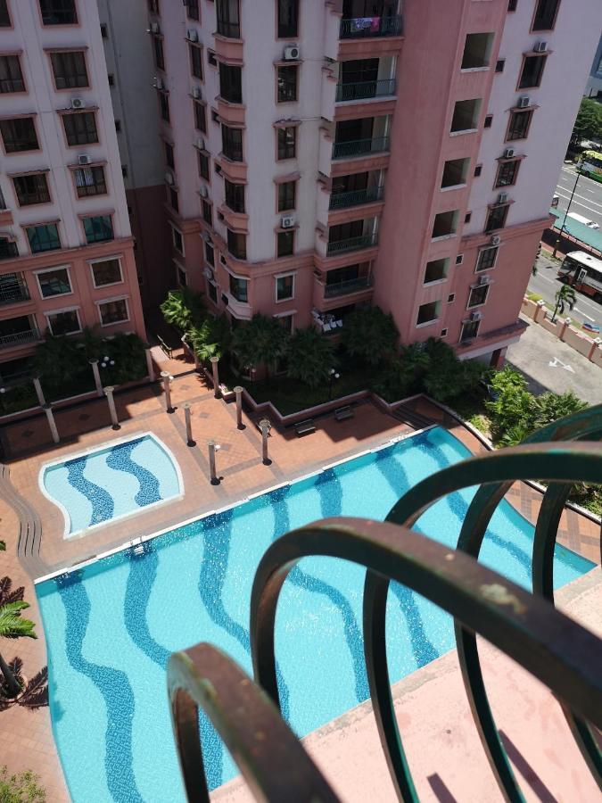 Marimari Marina Service Condo Кота-Кинабалу Экстерьер фото